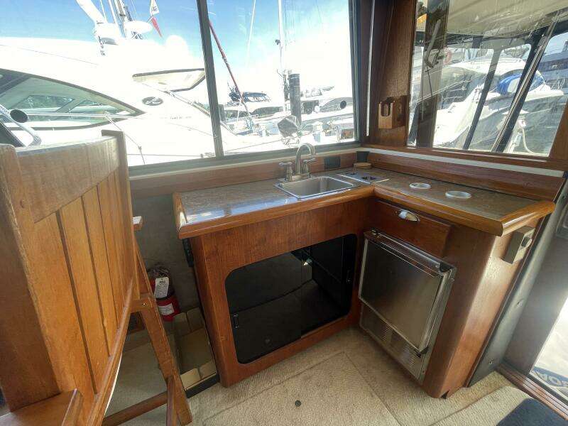 Miss Mary 38ft Bayliner Yacht For Sale