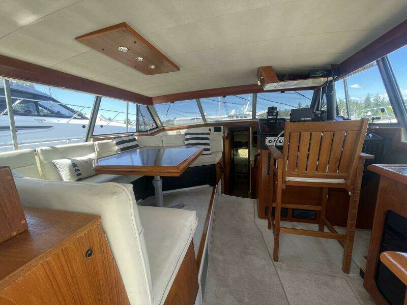 Miss Mary 38ft Bayliner Yacht For Sale