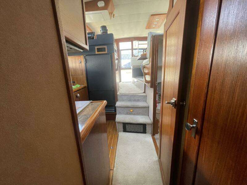Miss Mary 38ft Bayliner Yacht For Sale