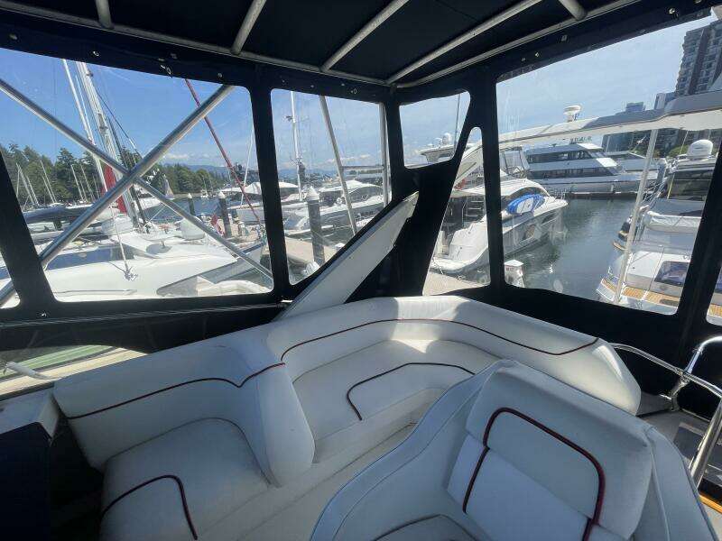 Miss Mary 38ft Bayliner Yacht For Sale