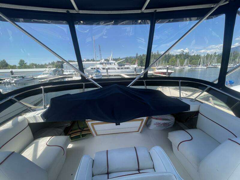 Miss Mary 38ft Bayliner Yacht For Sale