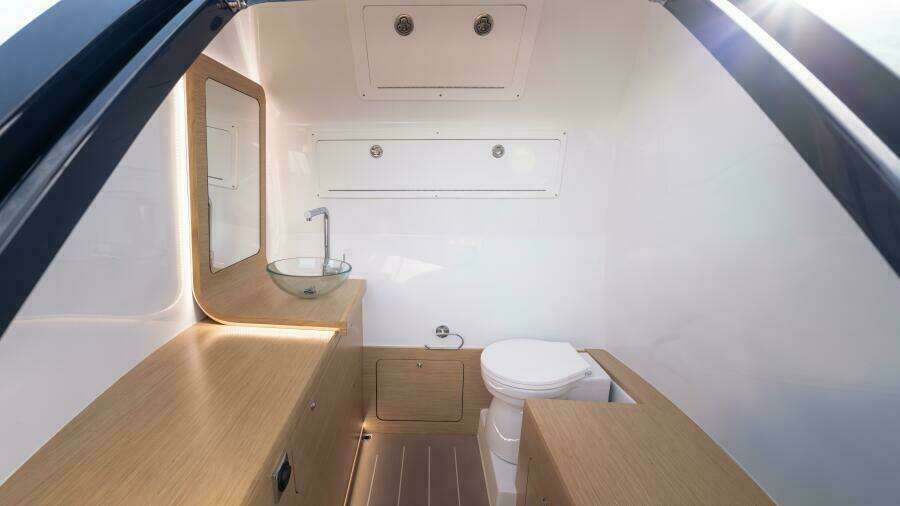 38ft Skipper Yacht For Sale