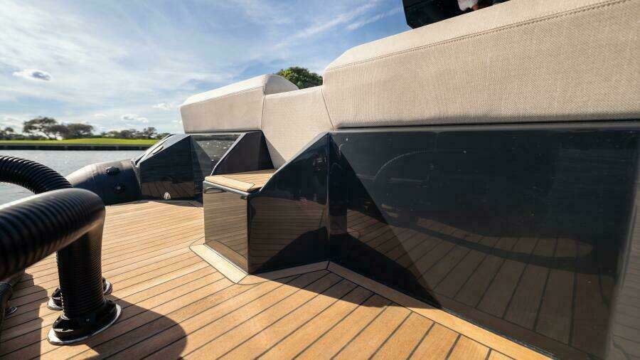 38ft Skipper Yacht For Sale