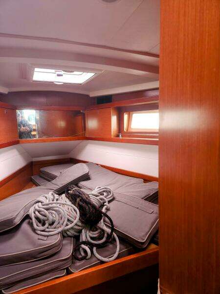 Far Star 41ft Beneteau Yacht For Sale