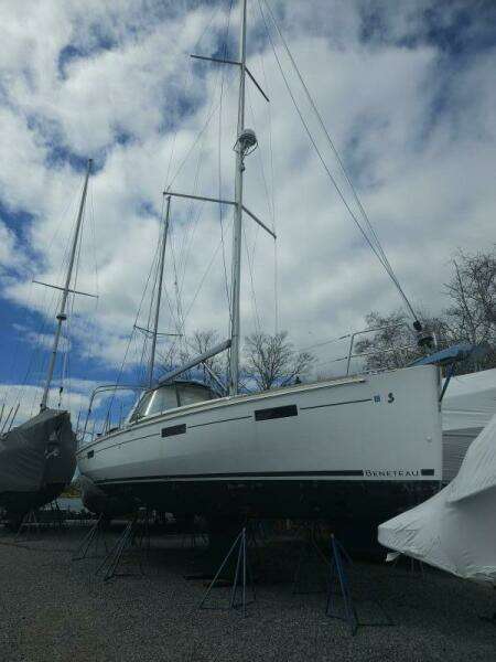 Far Star 41ft Beneteau Yacht For Sale