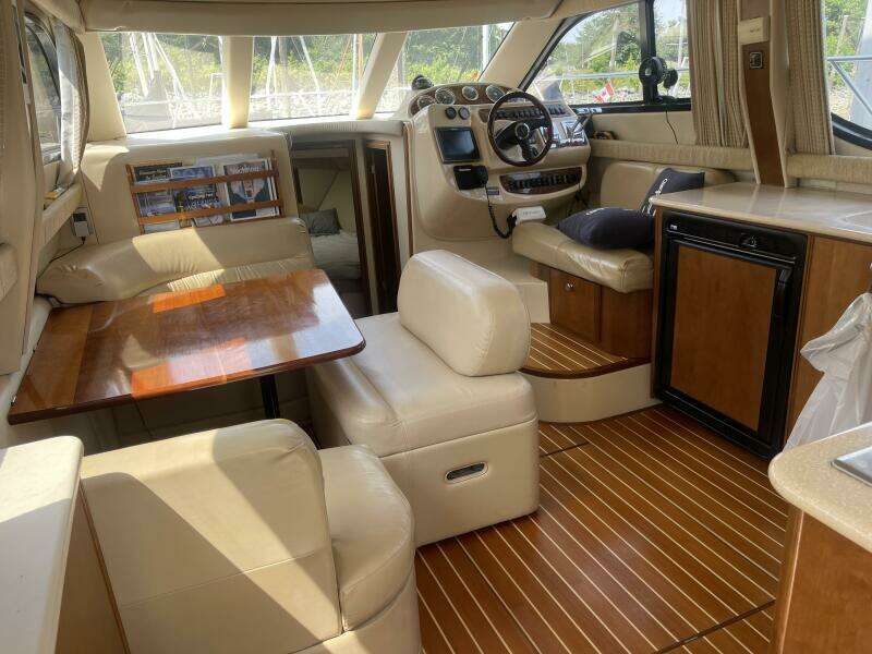 35ft Meridian Yacht For Sale