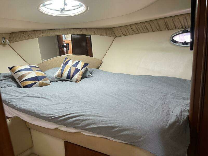 35ft Meridian Yacht For Sale