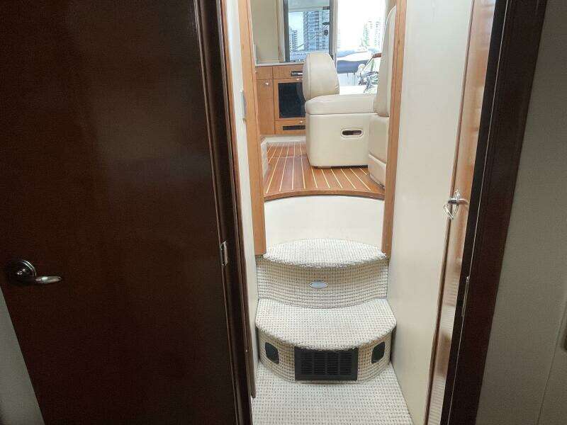 35ft Meridian Yacht For Sale