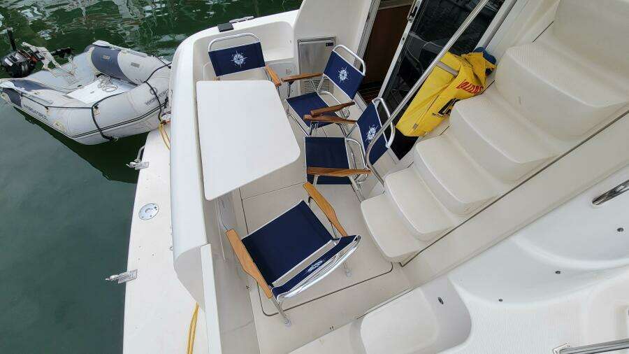 35ft Meridian Yacht For Sale