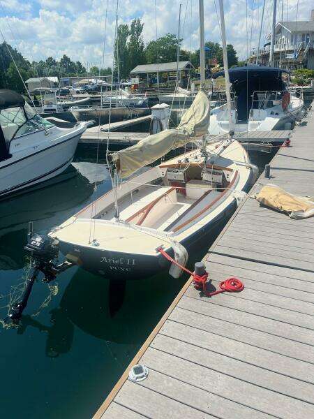 20ft Alerion Yacht For Sale