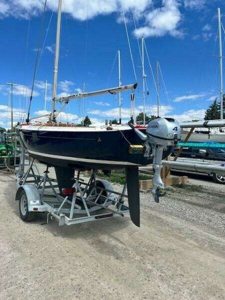 20ft Alerion Yacht For Sale
