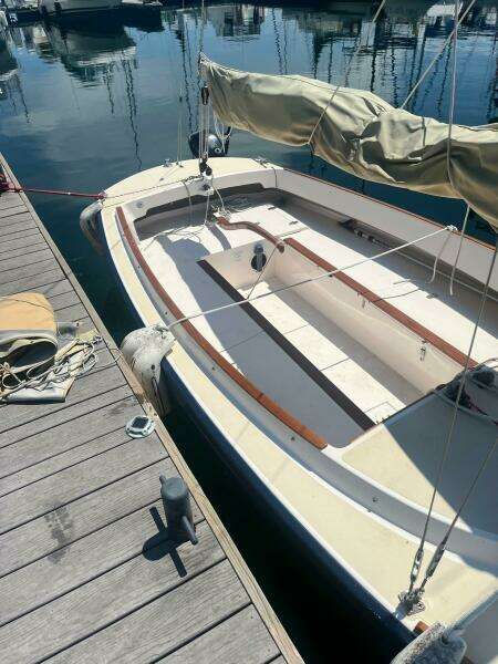 20ft Alerion Yacht For Sale