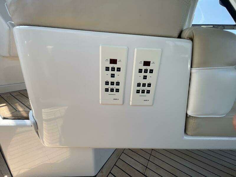 BROWN EYED GIRLS 63ft Sea Ray Yacht For Sale