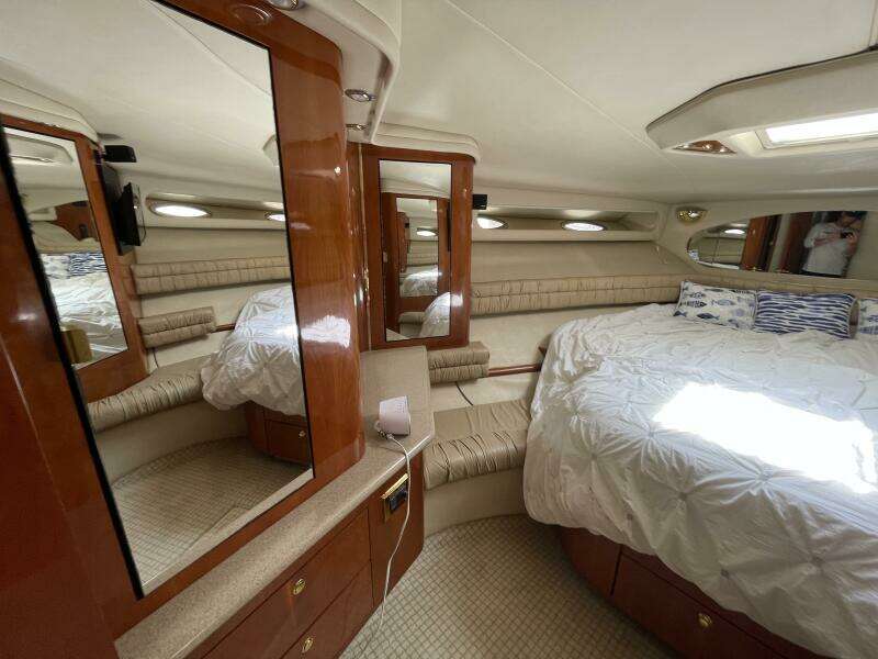 BROWN EYED GIRLS 63ft Sea Ray Yacht For Sale
