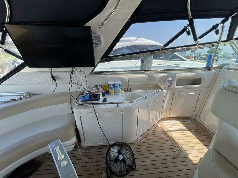 BROWN EYED GIRLS 63ft Sea Ray Yacht For Sale