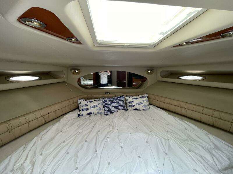 BROWN EYED GIRLS 63ft Sea Ray Yacht For Sale