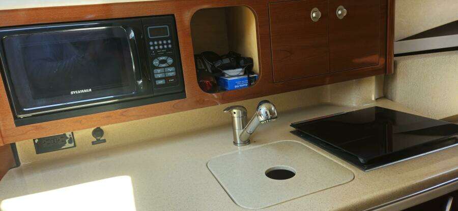 28ft Sea Ray Yacht For Sale