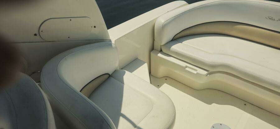 28ft Sea Ray Yacht For Sale