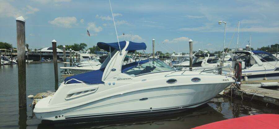 28ft Sea Ray Yacht For Sale