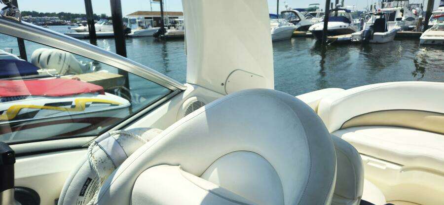 28ft Sea Ray Yacht For Sale