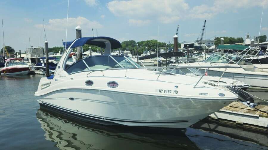 28ft Sea Ray Yacht For Sale