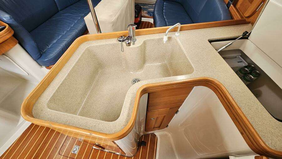 Godspeed 38ft C amp C Yacht For Sale