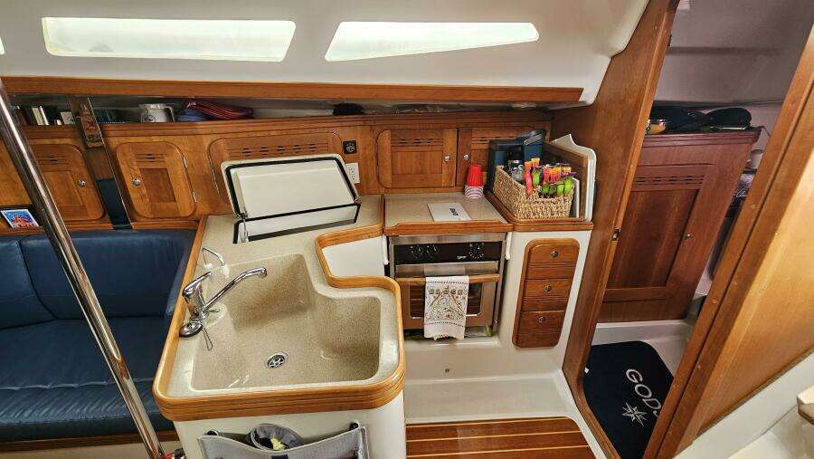 Godspeed 38ft C amp C Yacht For Sale