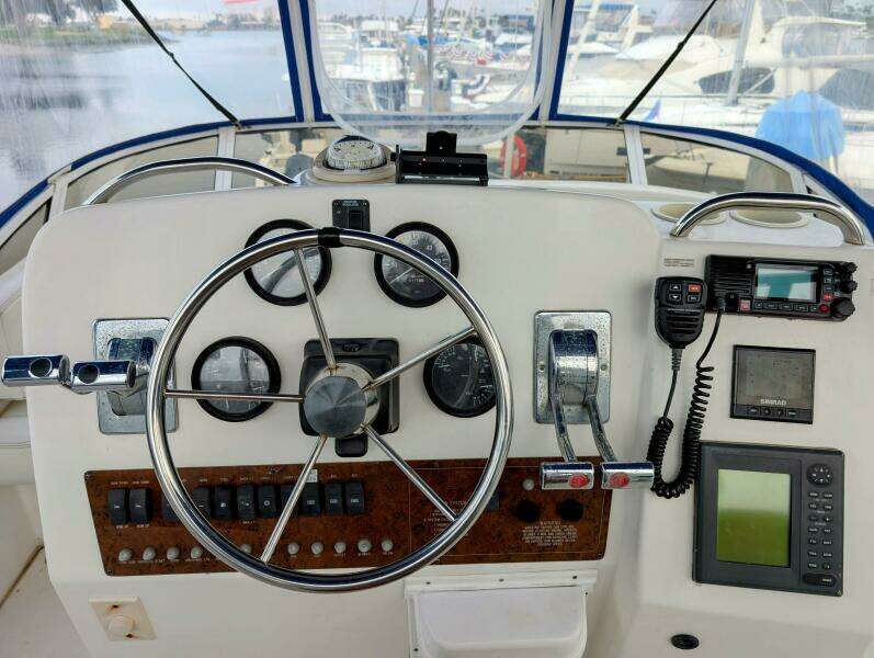 Cool Seas II 35ft Silverton Yacht For Sale
