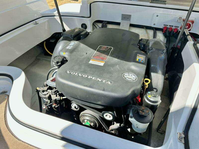 26ft Cobalt Yacht For Sale