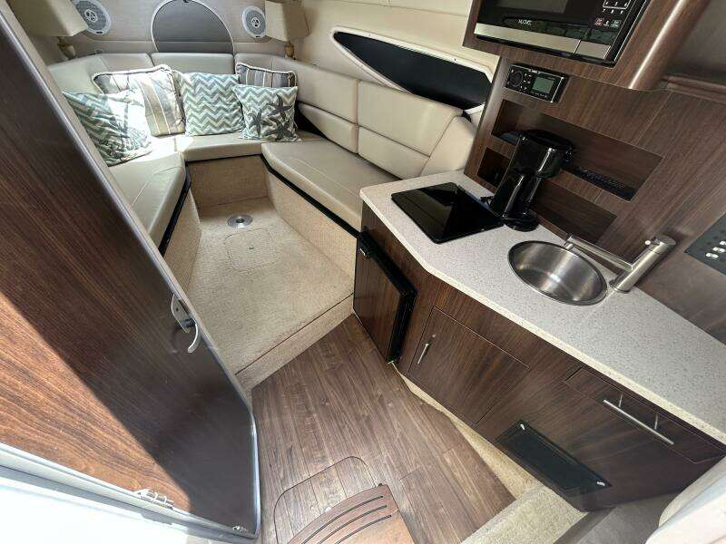 Tide Together 26ft Regal Yacht For Sale