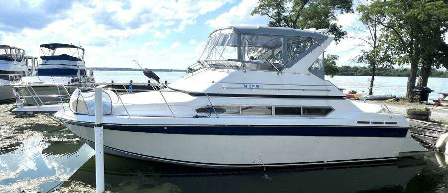 Mid Night Cruz 34ft Carver Yacht For Sale