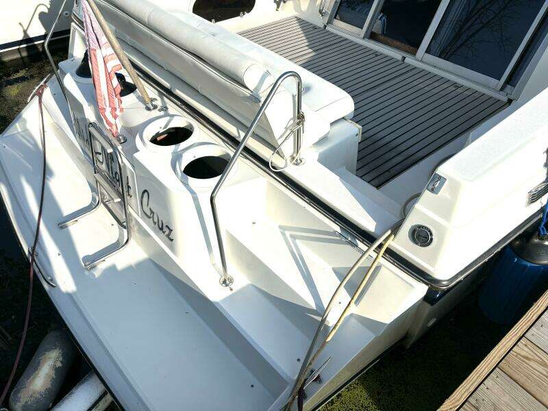 Mid Night Cruz 34ft Carver Yacht For Sale