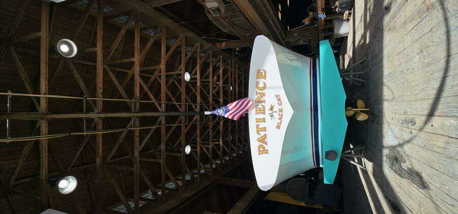 PATIENCE 27ft Custom Yacht For Sale