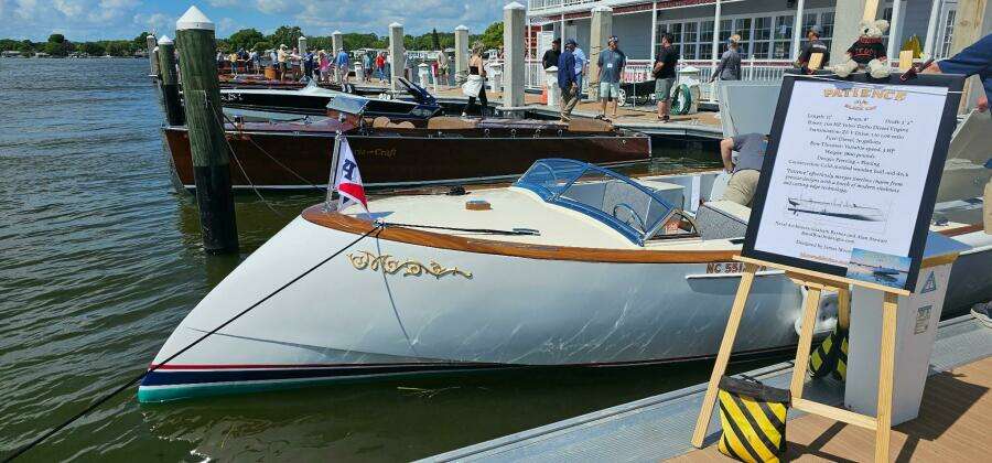 PATIENCE 27ft Custom Yacht For Sale