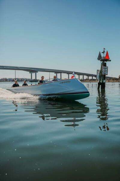 PATIENCE 27ft Custom Yacht For Sale