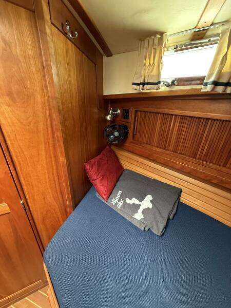 34ft Sabre Yacht For Sale