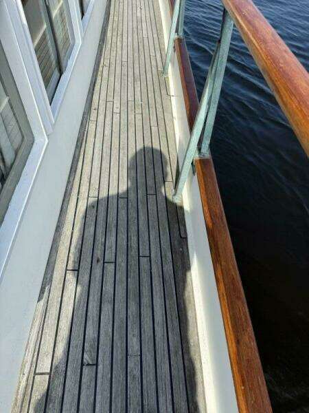Light Dancing 36ft Grand Banks Yacht For Sale