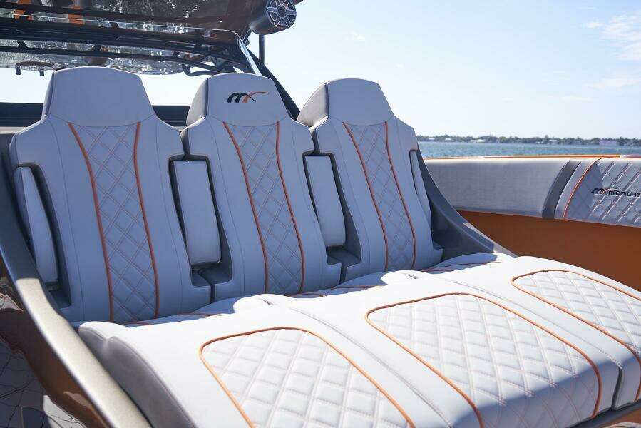 VA VA VROOM 42ft Midnight Express Yacht For Sale