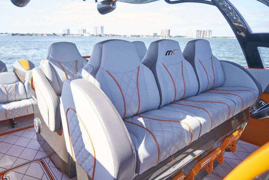 VA VA VROOM 42ft Midnight Express Yacht For Sale
