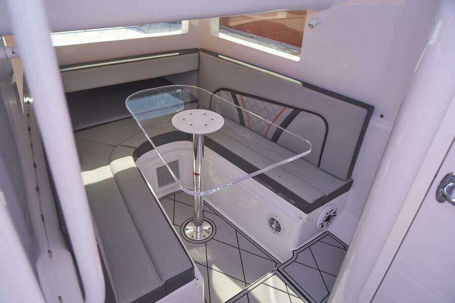 VA VA VROOM 42ft Midnight Express Yacht For Sale