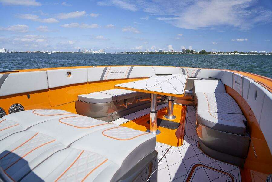 VA VA VROOM 42ft Midnight Express Yacht For Sale