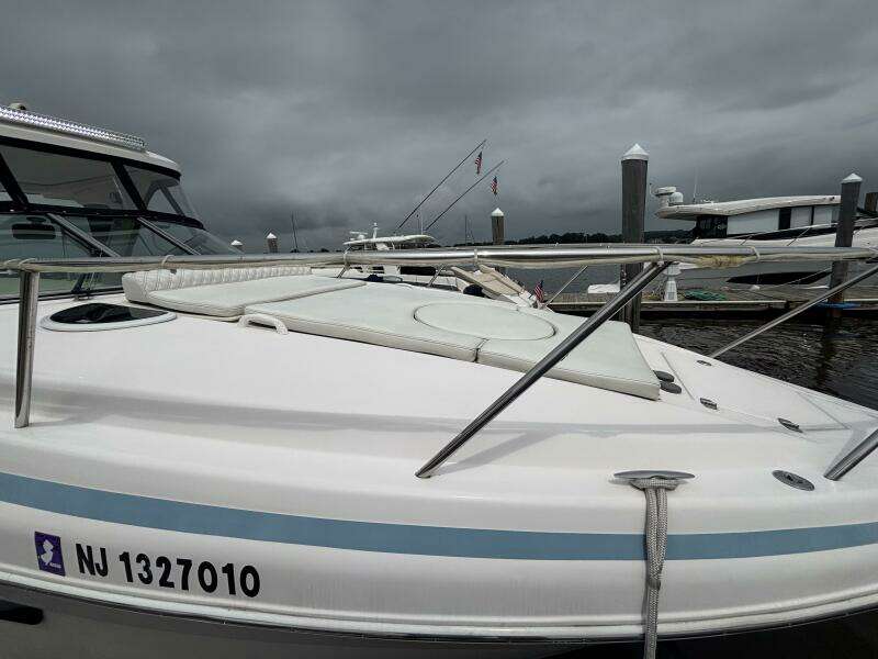 33ft Regal Yacht For Sale