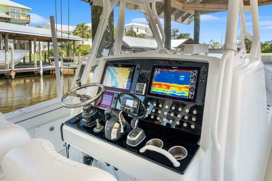 39ft Yellowfin Yacht For Sale
