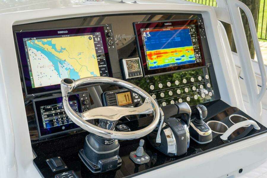 39ft Yellowfin Yacht For Sale