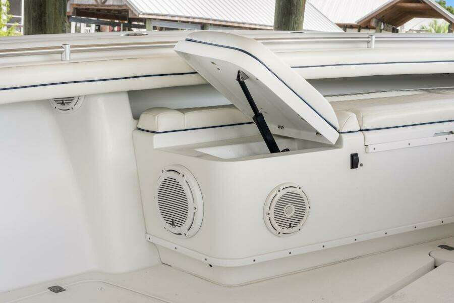 39ft Yellowfin Yacht For Sale