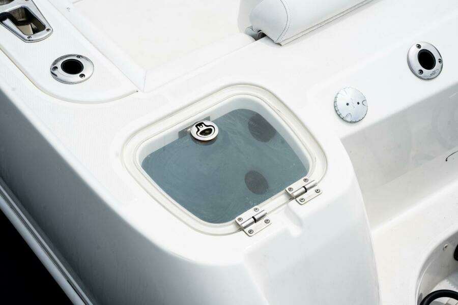 35ft Boston Whaler Yacht For Sale