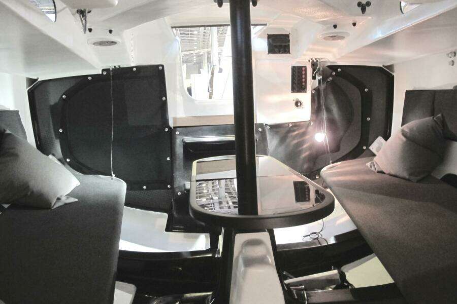 27ft Black Pepper Yacht For Sale