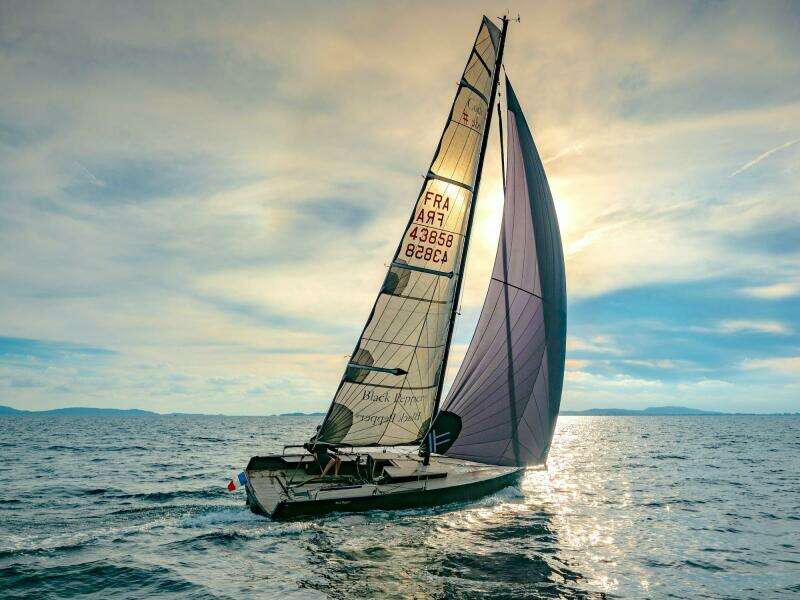27ft Black Pepper Yacht For Sale