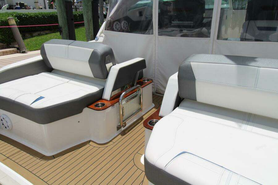 Knot Sorry 38ft Tiara Yachts Yacht For Sale