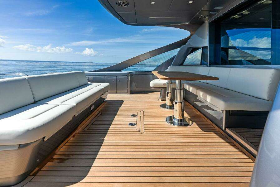 Barnext 69ft Pershing Yacht For Sale